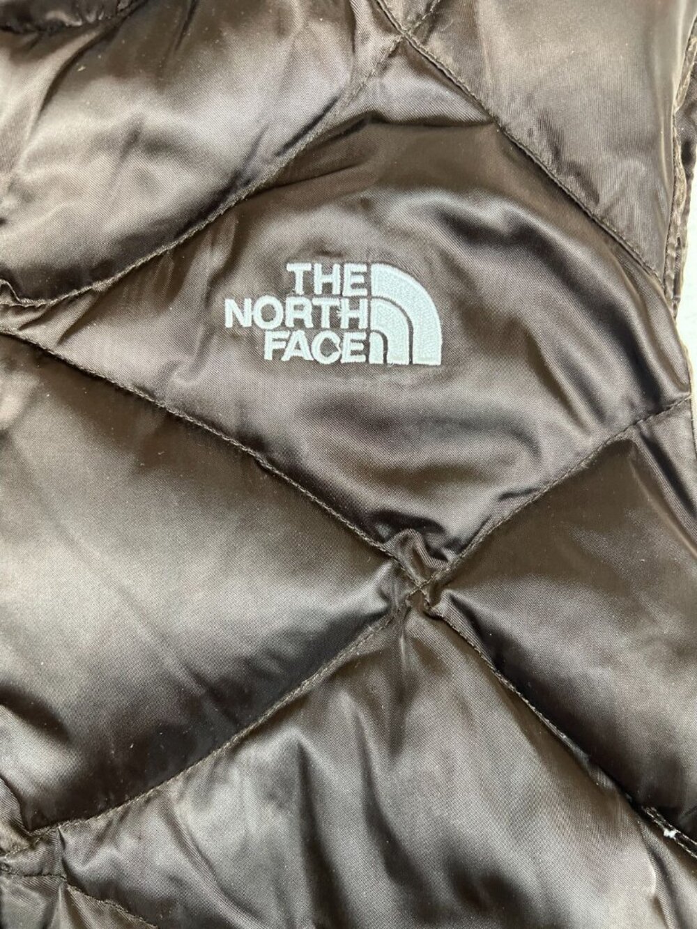 The North Face Women M Brown 550-Down Puffer Vest Diamond Quilted Aconcagua - Picture 9 of 12
